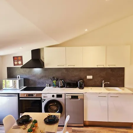 Rep - 4a Apartment